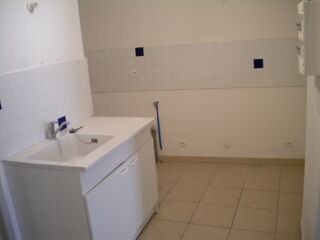  Appartement à louer 2 pièces 45 m²