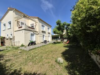  Immeuble � vendre 218 m�
