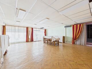  Maison à vendre 8 pièces 232 m²