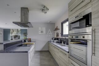  Maison � vendre 5 pi�ces 145 m�