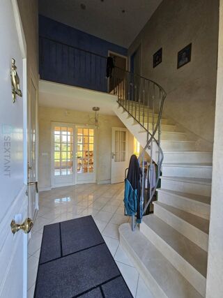  Maison � vendre 8 pi�ces 196 m�