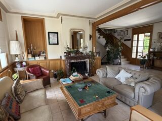  Maison à vendre 10 pièces 326 m²