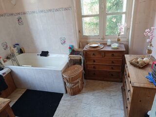  Maison  vendre 8 pices 200 m