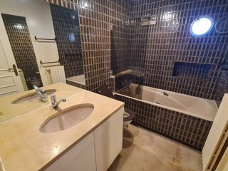  Maison à vendre 9 pièces 227 m²