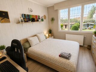  Maison à vendre 11 pièces 137 m²