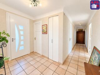  Villa à vendre 5 pièces 178 m²