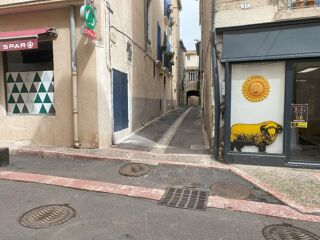  Parking / Garage  vendre 2 pices 92 m