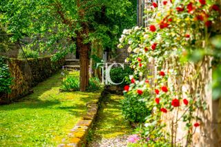  Villa � vendre 8 pi�ces 333 m�