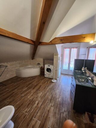  Maison � louer 8 pi�ces 400 m� Saint julien en genevois