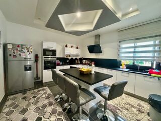  Maison � vendre 9 pi�ces 149 m�