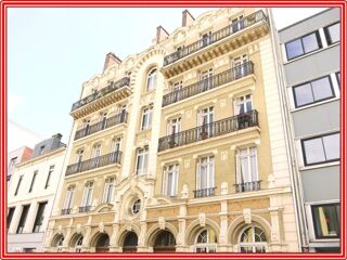  Appartement à vendre 6 pièces 151 m²