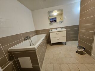  Villa � vendre 6 pi�ces 140 m�