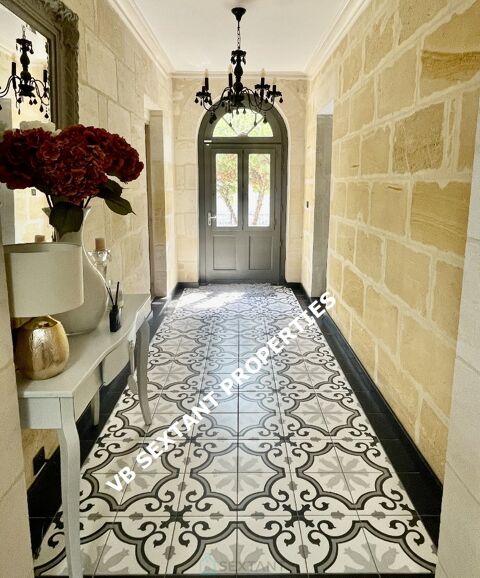   Maison de village Villa - 5 pi�ce(s) - 213 m�