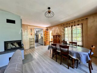  Villa � vendre 5 pi�ces 185 m�