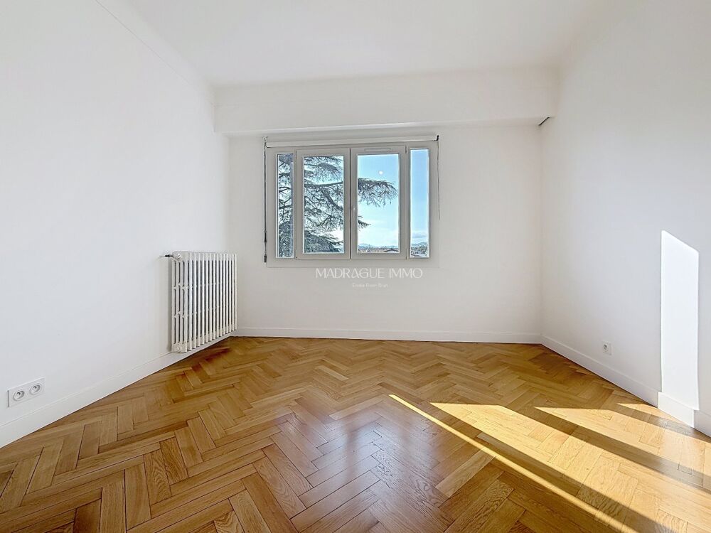 � vendre  Appartement Nice (06100)