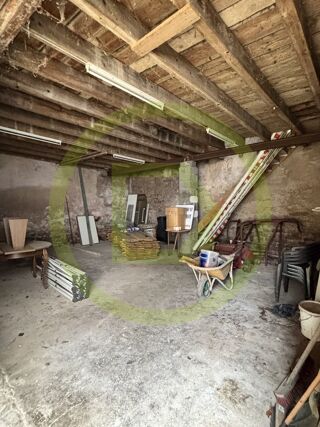  Immeuble à vendre 310 m²