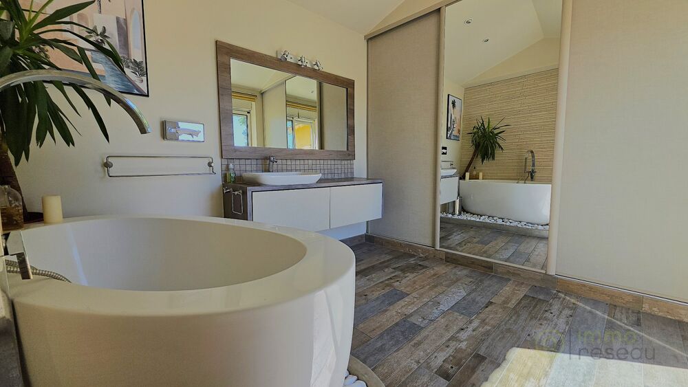 à vendre  Villa Teyran (34820)