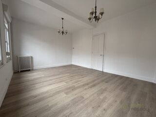  Appartement à louer 3 pièces 67 m²