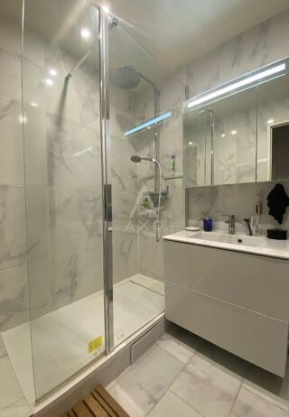  Appartement à vendre 3 pièces 77 m²