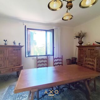  Villa à vendre 9 pièces 242 m²