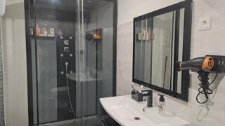  Immeuble à vendre 225 m²