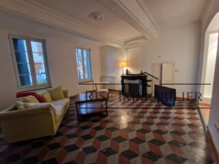  Maison � vendre 9 pi�ces 369 m�