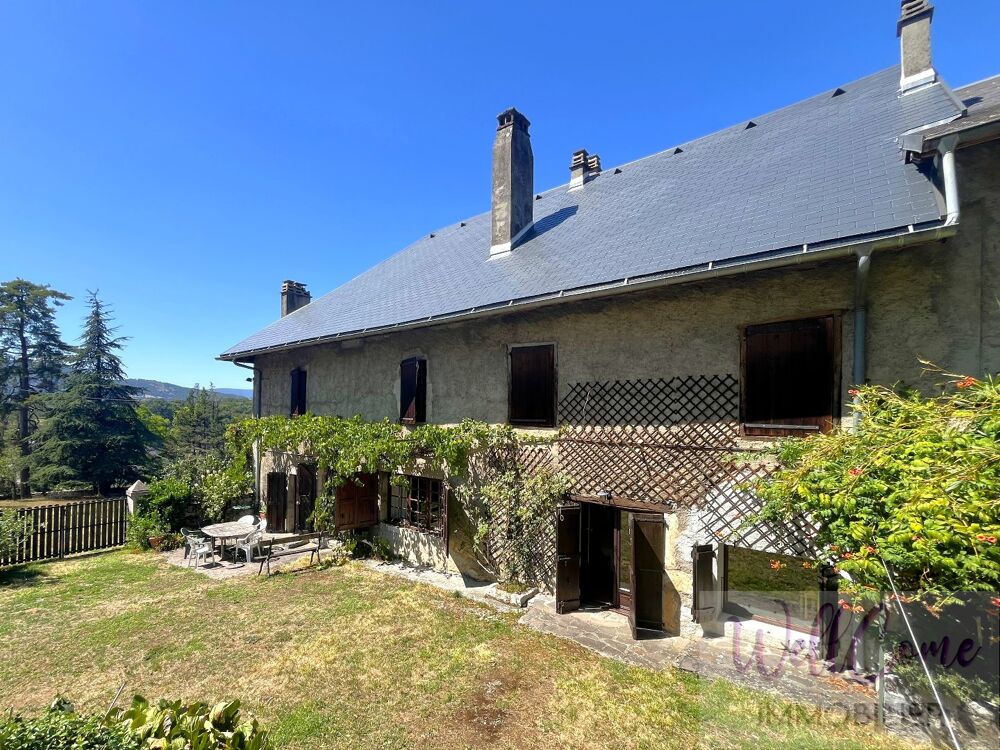 à vendre  Villa Saint-Jeoire-Prieuré (73190)
