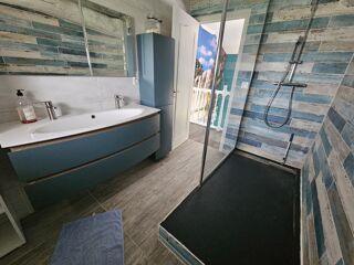  Maison � vendre 8 pi�ces 247 m�