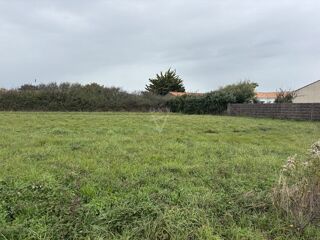  Terrain � vendre 3 pi�ces 602 m�