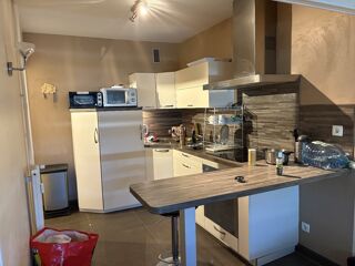  Appartement à louer 2 pièces 45 m²