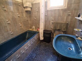  Immeuble � vendre 10 pi�ces 166 m�