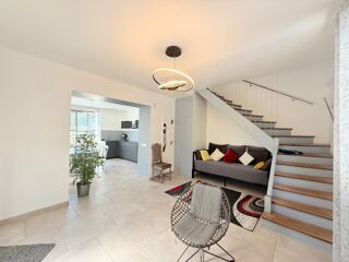  Maison � vendre 9 pi�ces 190 m�