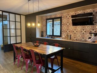  Maison � vendre 8 pi�ces 205 m�