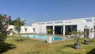  Maison � vendre 6 pi�ces 250 m� Ngaparou