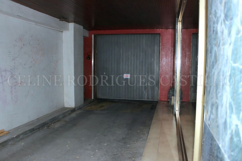 Vente Parking/Garage Parking intérieur Paris 13