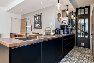  Villa � vendre 5 pi�ces 219 m�