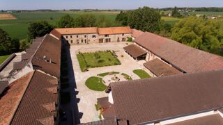  Villa � vendre 15 + pi�ces 3900 m�