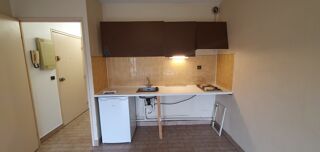  Appartement à louer 2 pièces 37 m²