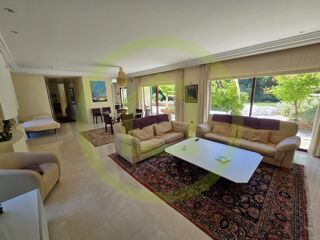  Villa à vendre 6 pièces 260 m²