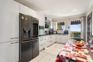  Maison  vendre 6 pices 190 m