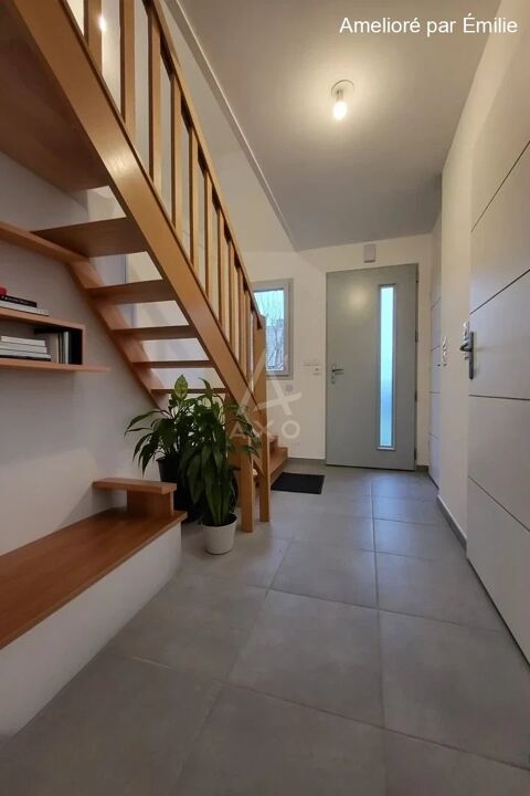   Maison Maison - 4 pi�ce(s) - 91 m�