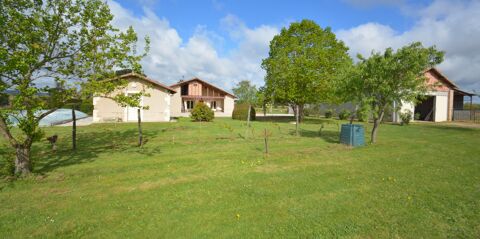   Maison Maison - 6 pi�ce(s) - 166 m�