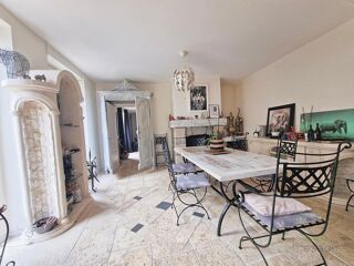  Maison � vendre 8 pi�ces 320 m�