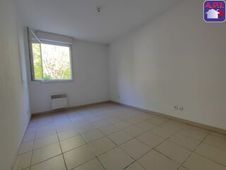  Appartement à louer 3 pièces 60 m²