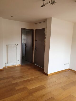  Appartement à louer 2 pièces 40 m²