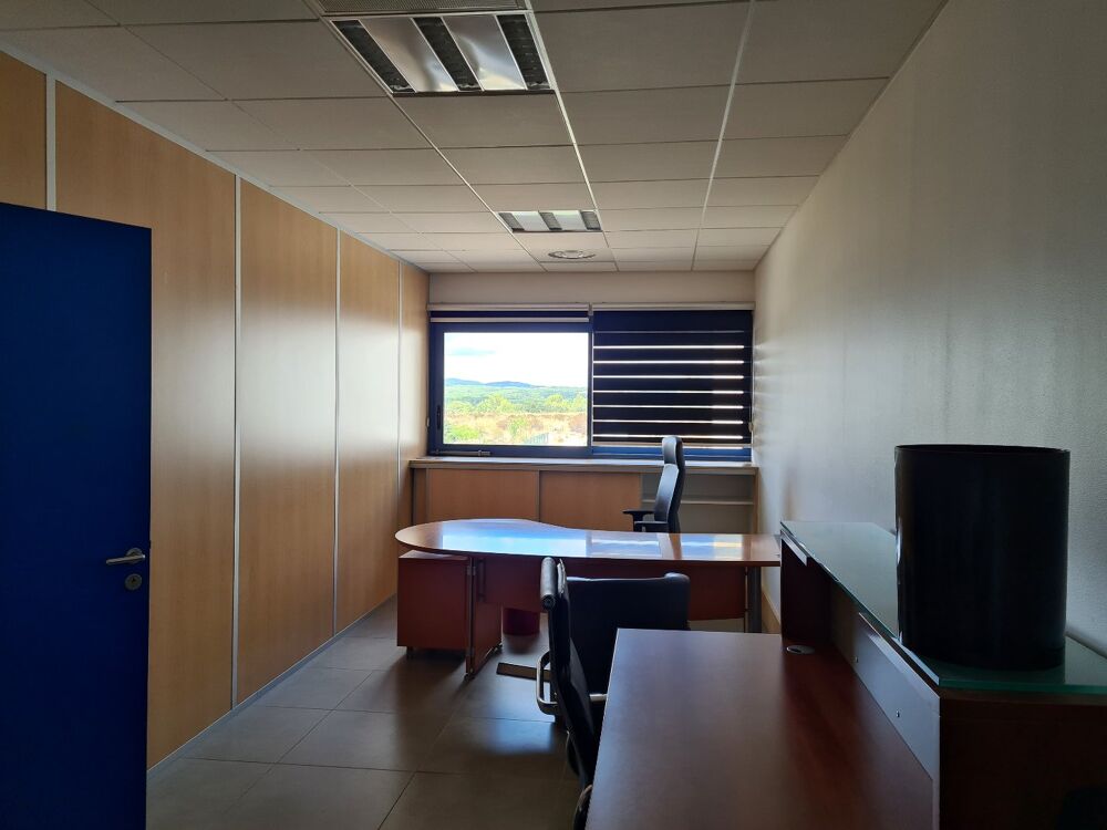   Bureau 