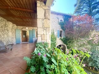  Maison � vendre 9 pi�ces 204 m�