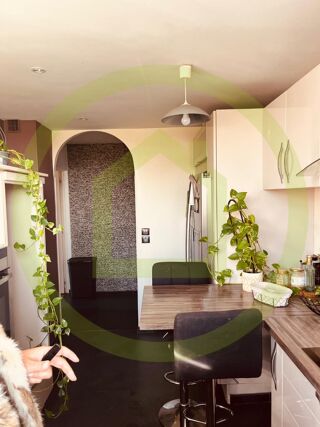  Appartement  vendre 4 pices 86 m