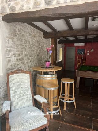  Maison  vendre 9 pices 251 m