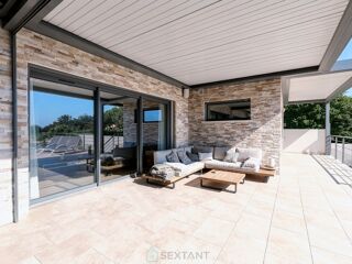 Villa à vendre 7 pièces 300 m²